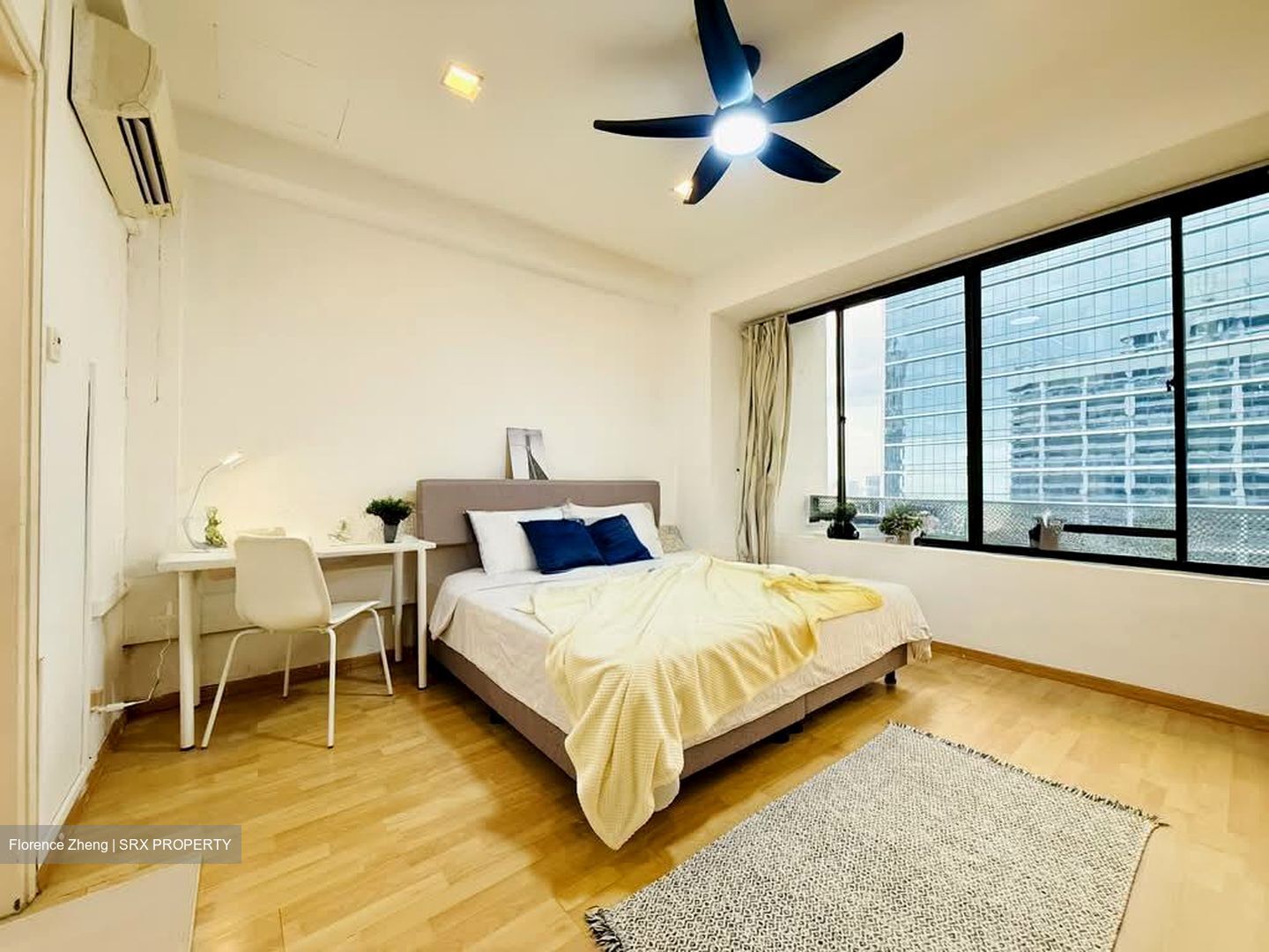 International Plaza (D2), Apartment #577095401